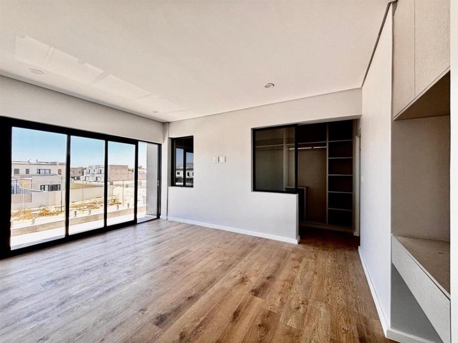 4 Bedroom Property for Sale in Sandown Western Cape